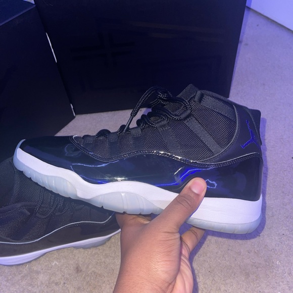 Jordan 11 space jam - Picture 8 of 11